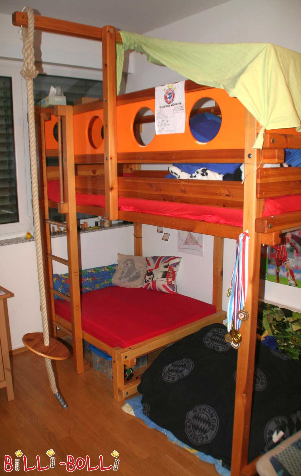 Loft bed growing with you, pine oiled-waxed with cuddly corner (Category: second hand loft bed)