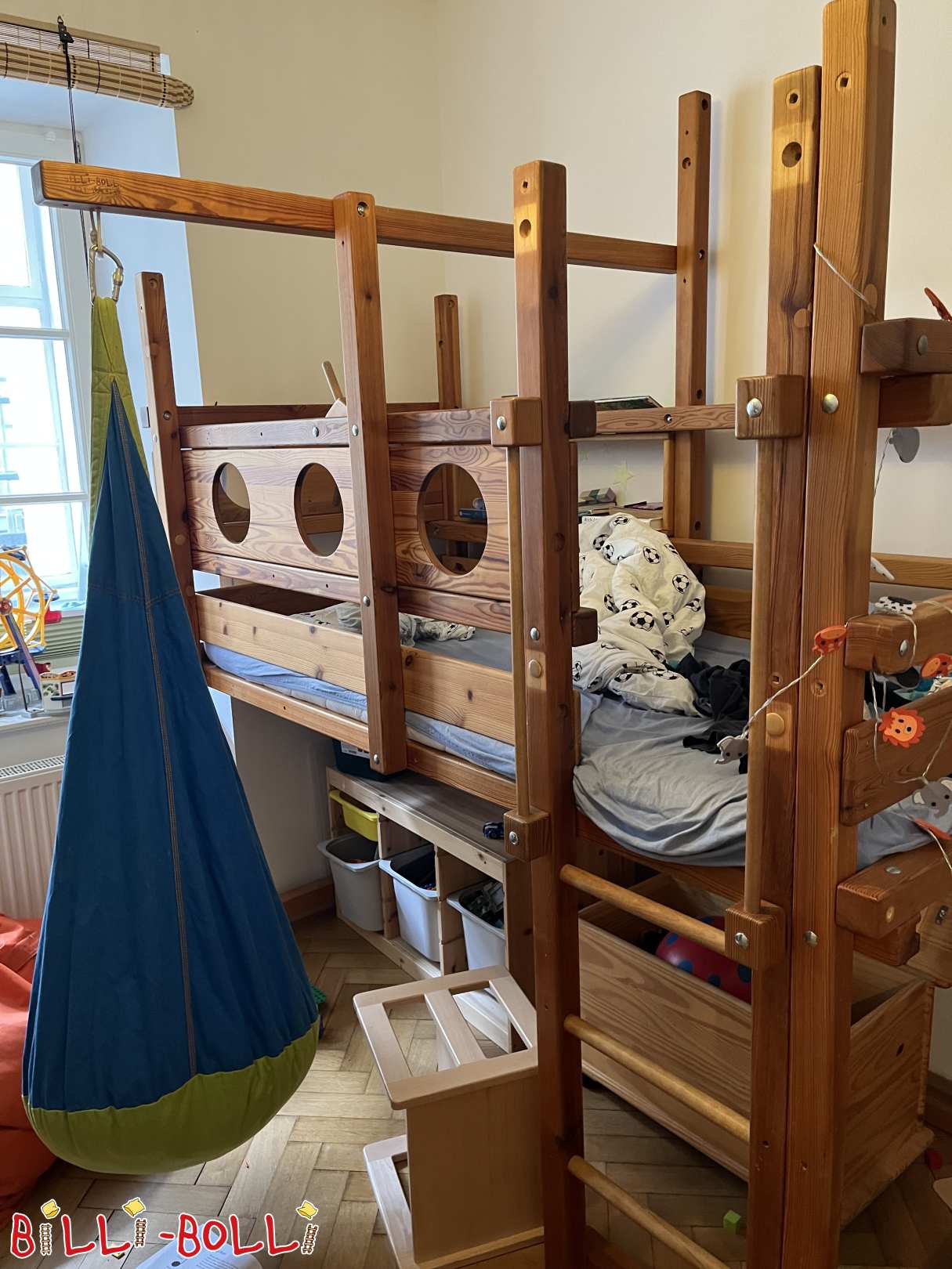 Sodda loft li tikber mat-tifel/tifla tiegħek u għandha l-isteering wheel (Kategorija: Sodda tas-sufra tikber użata)