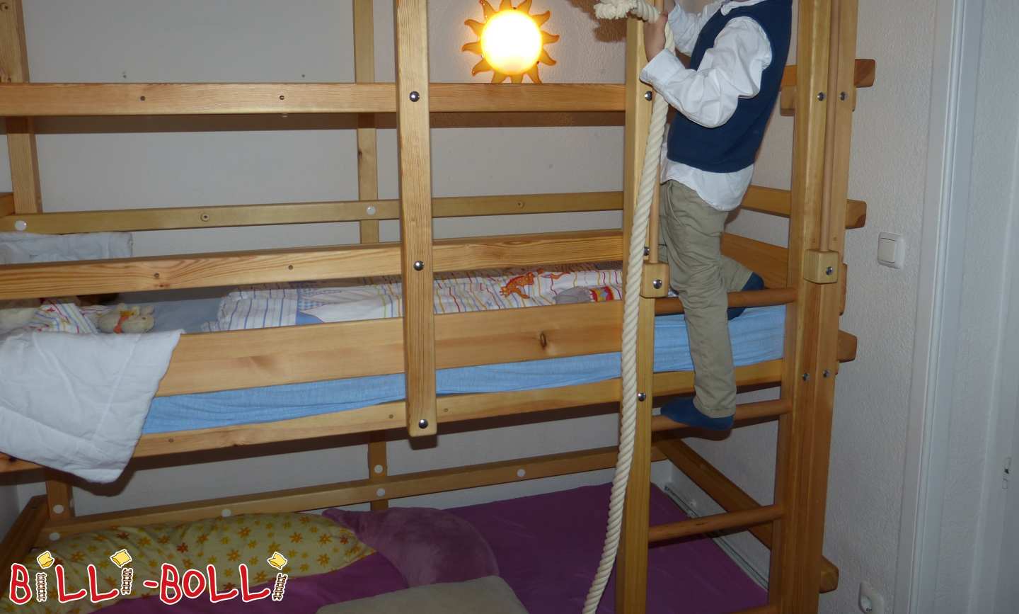 Letto a soppalco in crescita con il bambino o variante letto a castello per bambini più piccoli (Categoria: Letto a soppalco trasformabile di seconda mano)