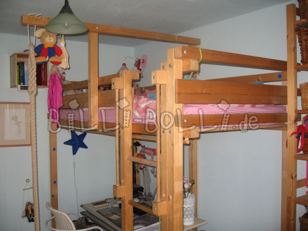 Krevet u potkrovlju raste s djetetom (Kategorija: Korišten krevet u potkrovlju)