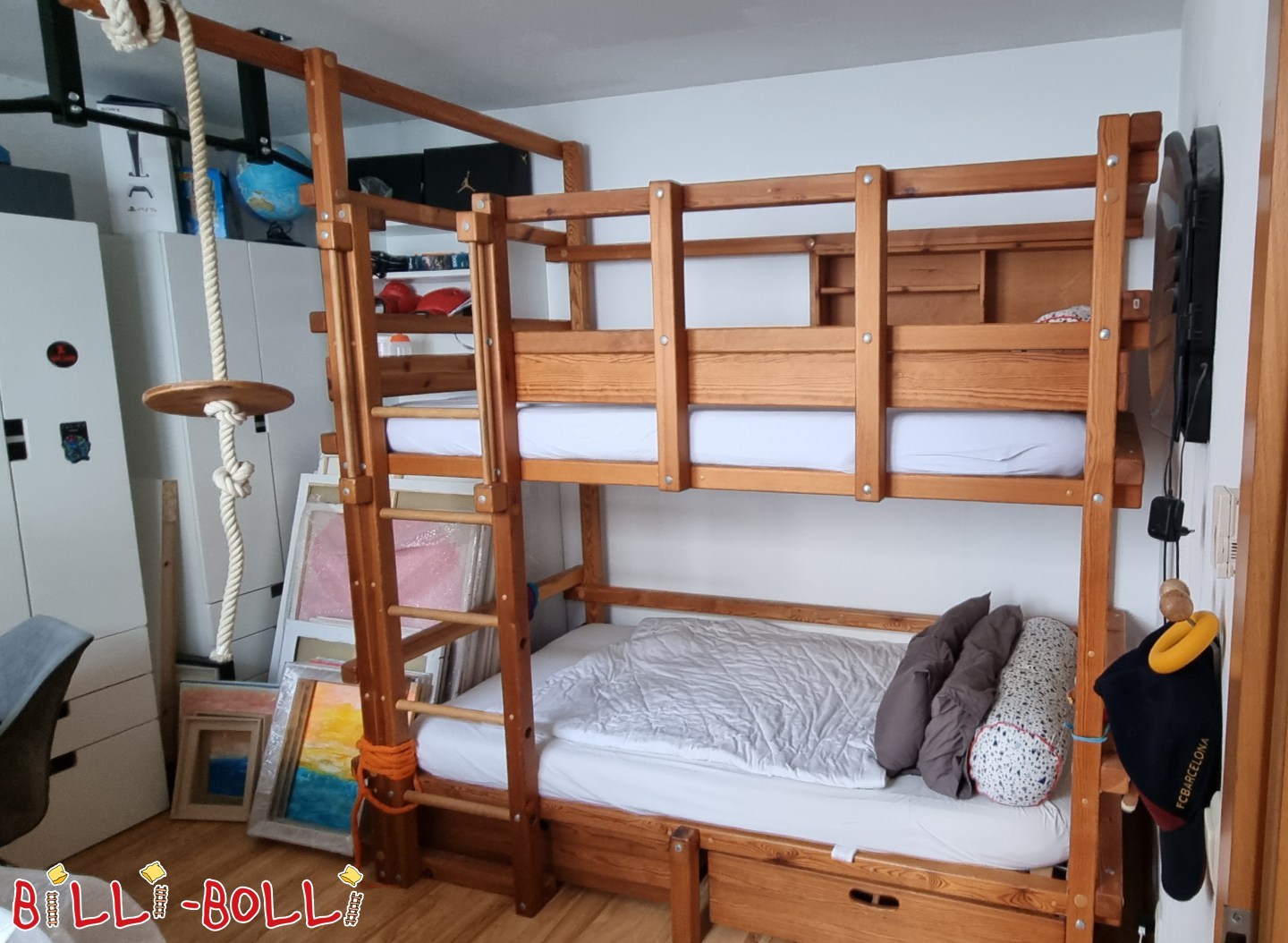 Anúncio 5748: Cama alta de canto, incluindo peças para a cama juvenil tipo B Cama alta de canto, incluindo peças para a cama juvenil tipo B (Categoria: Acessórios/peças de extensão em segunda mão)