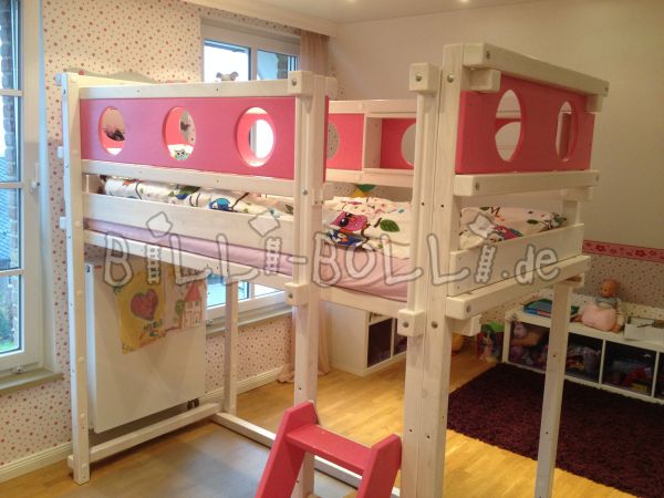 Wäiss / rosa verglaste Loftbett (Kategorie: Loft Bett néideg)