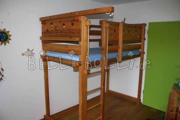 Divstāvu gulta (Kategorija: Izmantota bēniņu gulta)