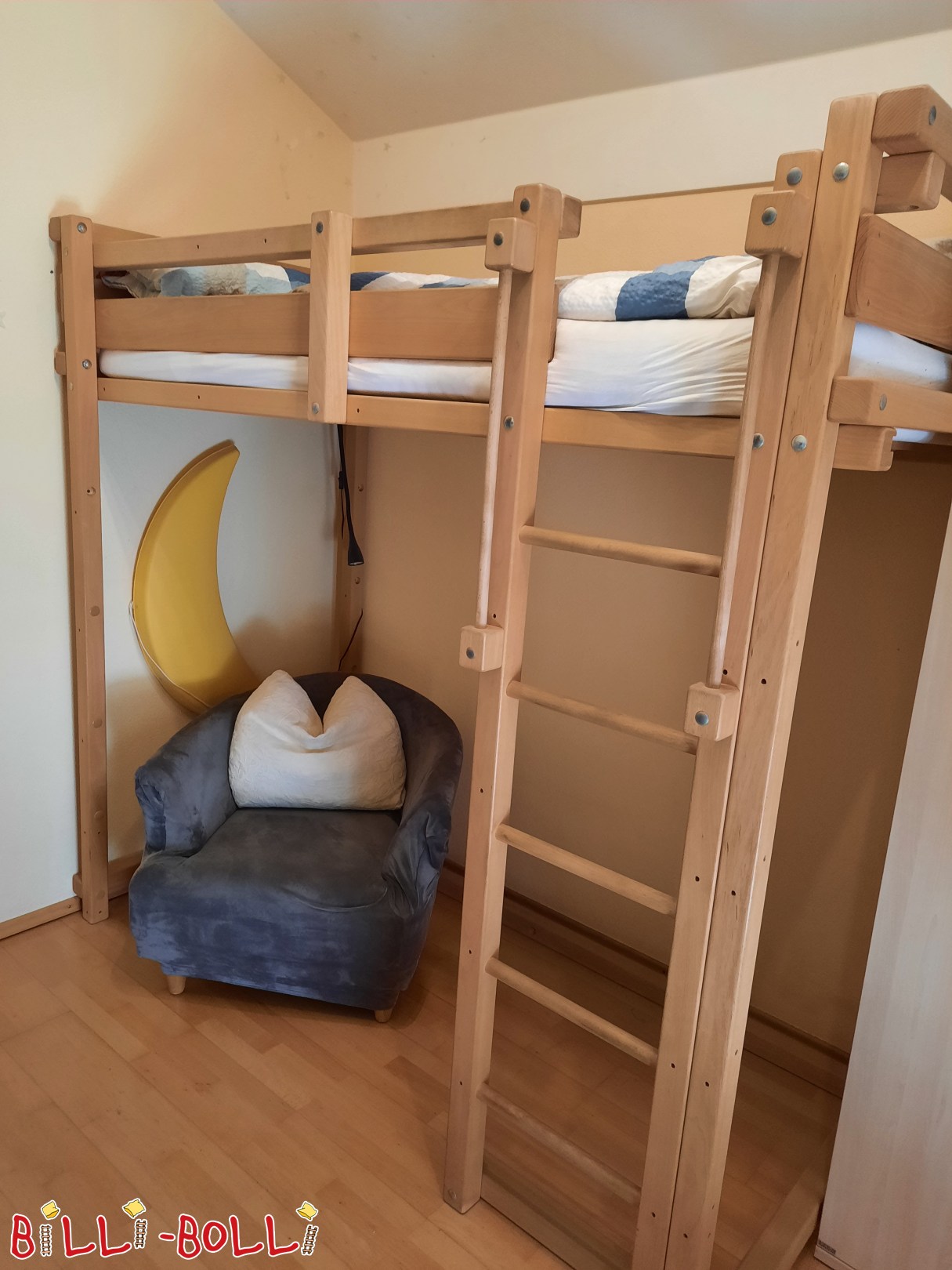 Oglas 5724: Tinejdžerski krevet na kat, 90x200 cm, bukva, obrađen uljem i voskom Tinejdžerski krevet na kat, 90x200 cm, bukva, obrađen uljem i voskom (Kategorija: rabljeni mladinski potkrovni krevet)