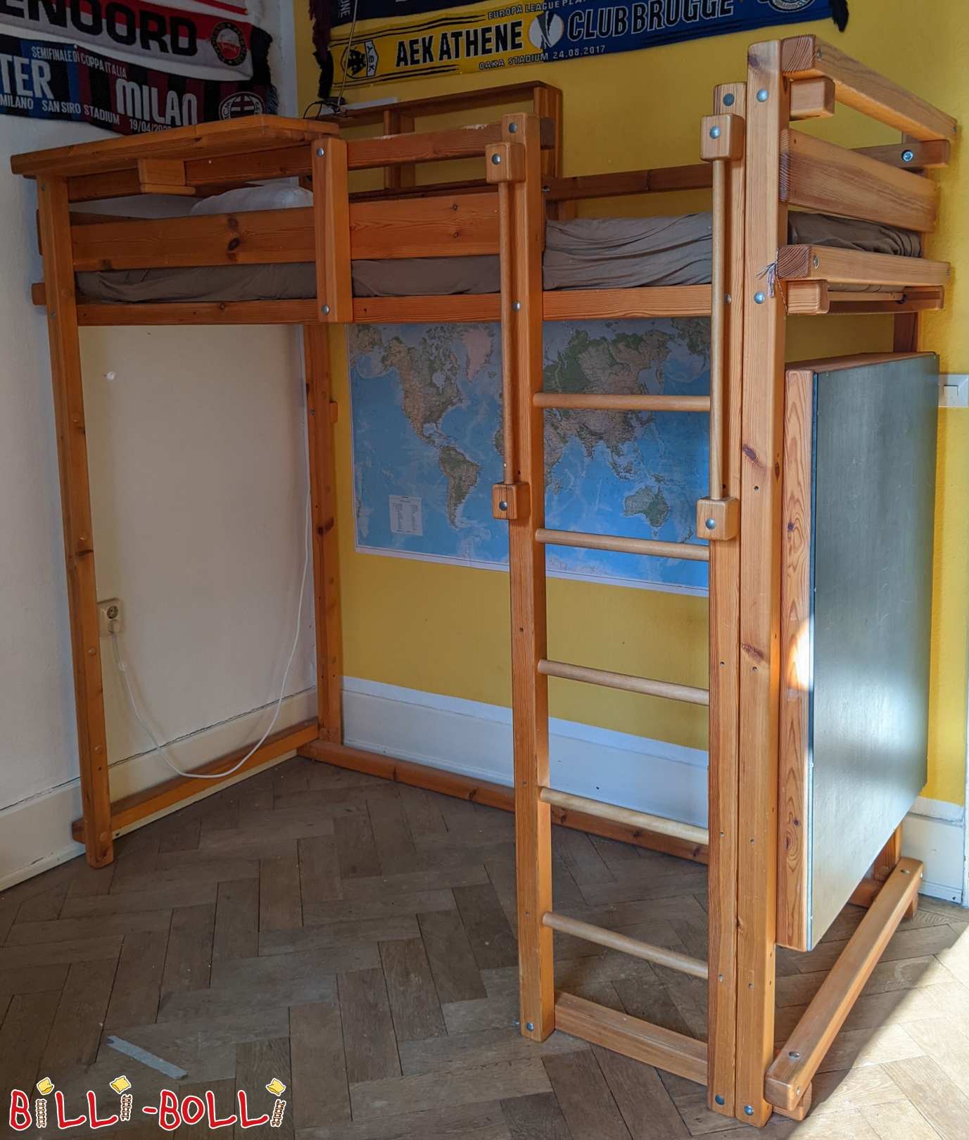 Youth loft bed with accessories (Category: Youth Loft Bed pre-owned)