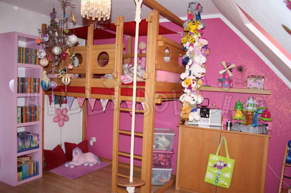 Parduodamas pilnas Billi Bolli vaikų kambarys, alyvuotas vaškuotas bukas (Kategorija: Naudojama palėpės lova)