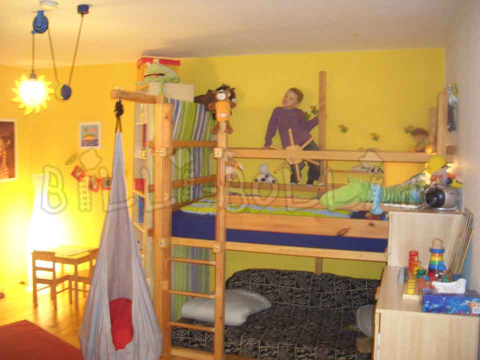 Lit mezzanine Billi-Bolli qui grandit avec l’enfant à vendre (Catégorie : lit mezzanine évolutif de seconde main)