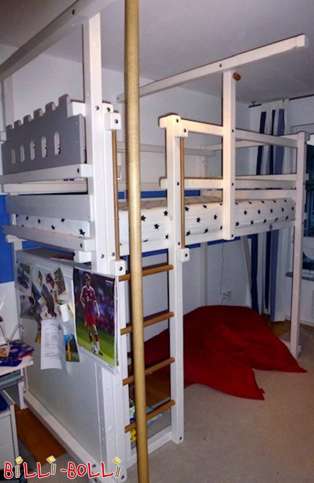 Rostoucí půdní záhon 100 x 200 cm s hasičskou tyčí v Kelkheimu (Kategorie: Použité podkrovní postele)