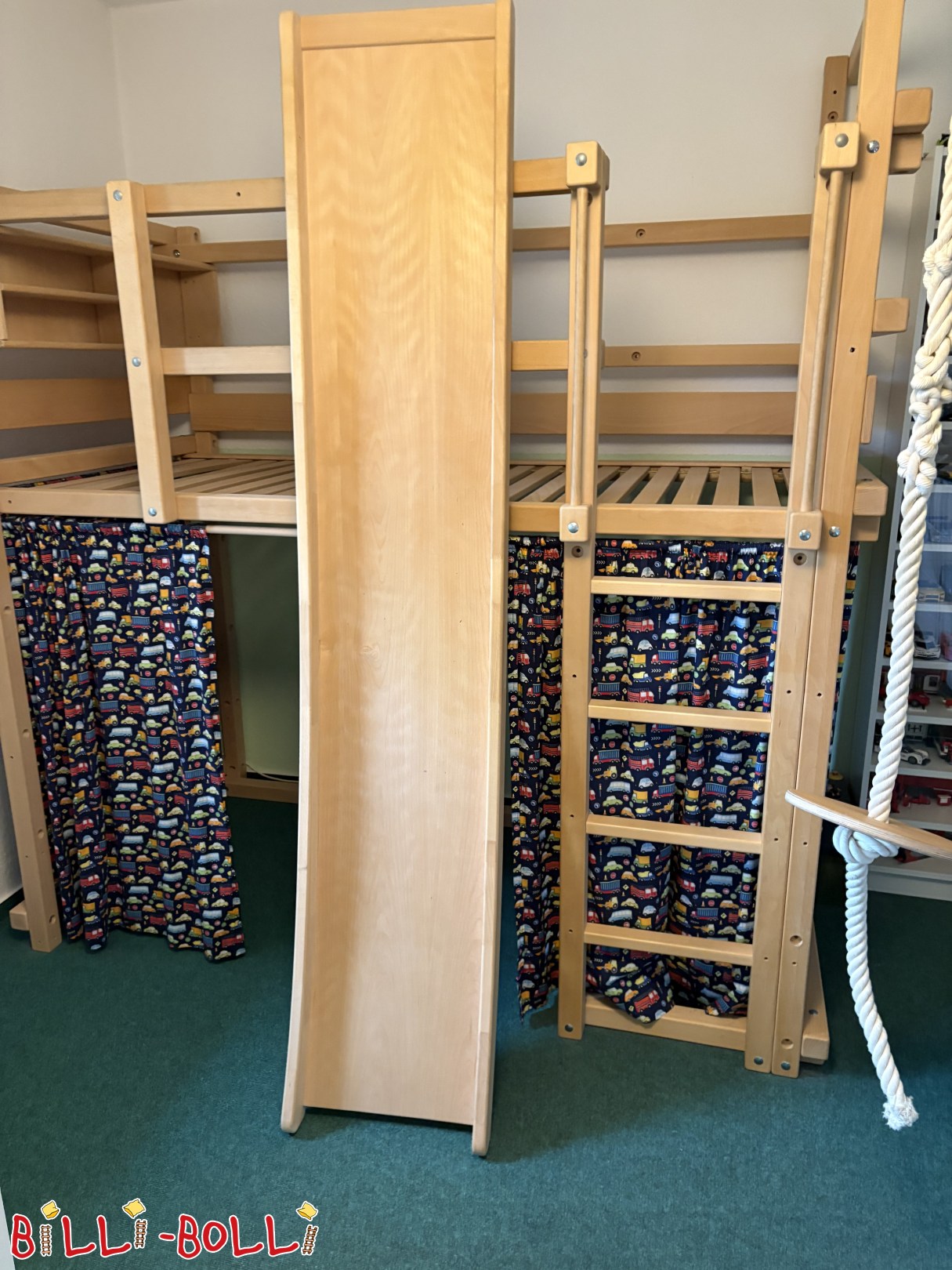 Reklamm 5796: Justéierbar Loftbett (100x200 cm) mat Rutsch a Schaukelstang Justéierbar Loftbett (100x200 cm) mat Rutsch a Schaukelstang (Kategorie: Loftbett mat Armaufleeën a Leeder, gebraucht)