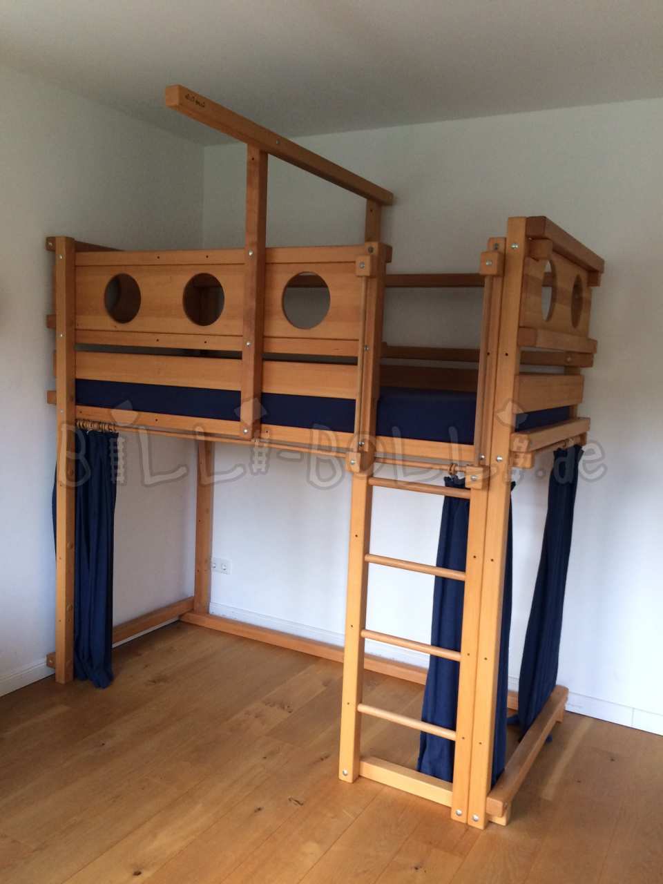 Loft bed that grows with the child, 90 x 200 cm, oiled-waxed beech (Category: second hand loft bed)