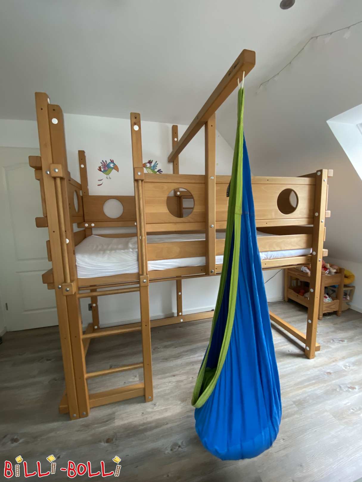 Lit mezzanine hêtre qui grandit avec l’enfant avec divers accessoires (Catégorie : Accessoires/extensions de seconde-main)