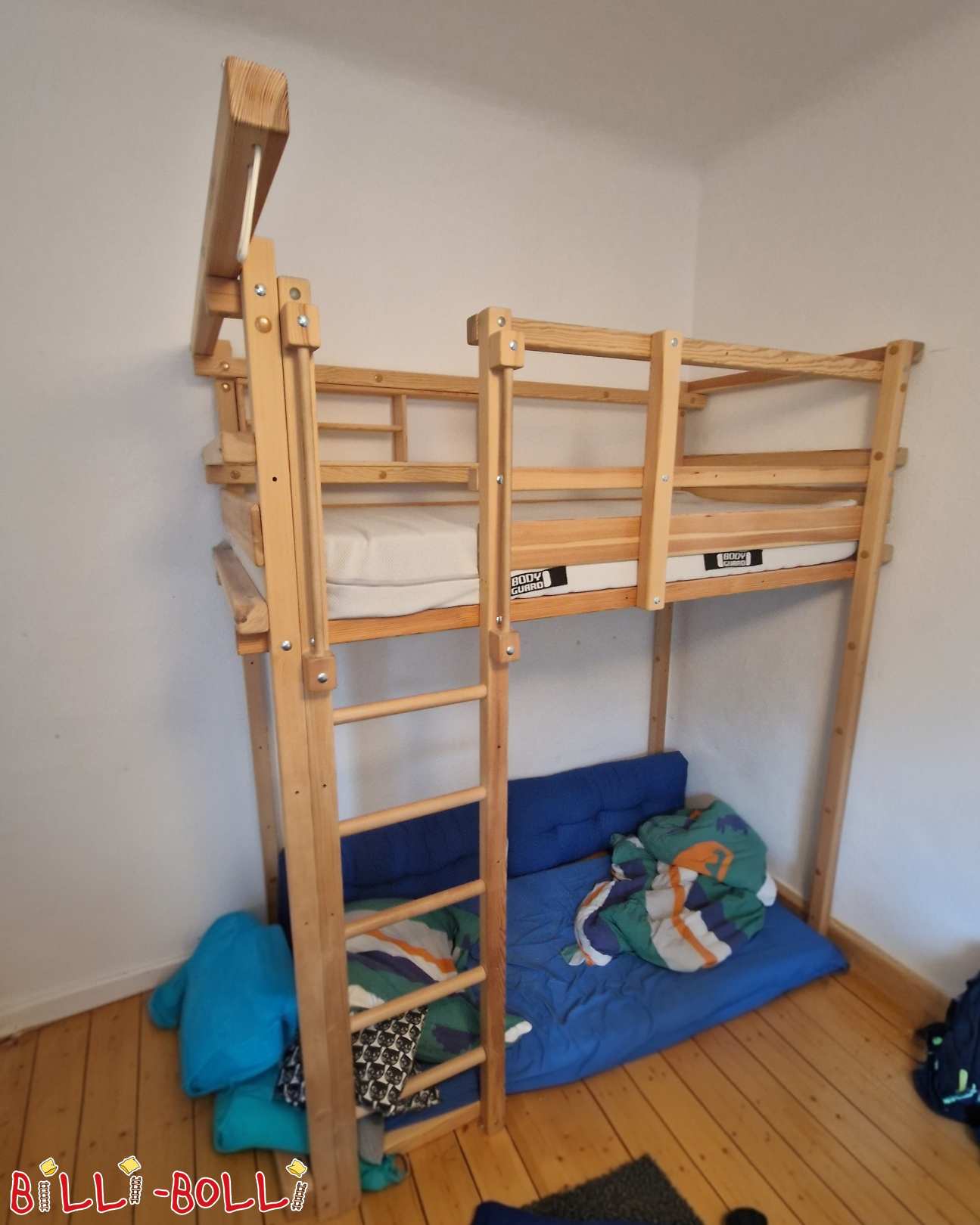 Cama alta extensible, pés de altura extra, viga de baloiño no exterior (Categoría: cama alta que medra co teu fillo usada)