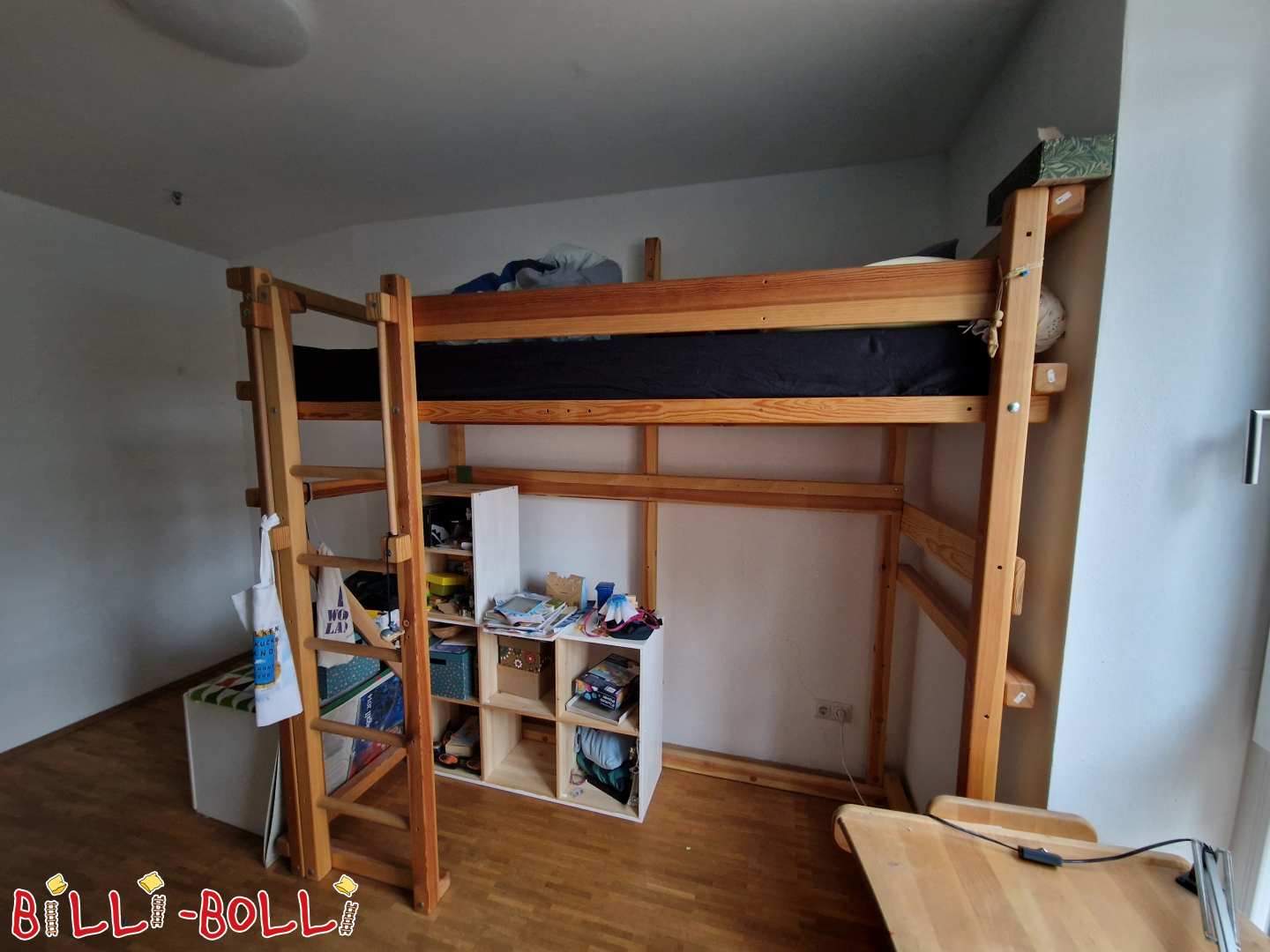 Loft bed oiled in pine that grows with the child (Category: Loft Bed Adjustable by Age pre-owned)