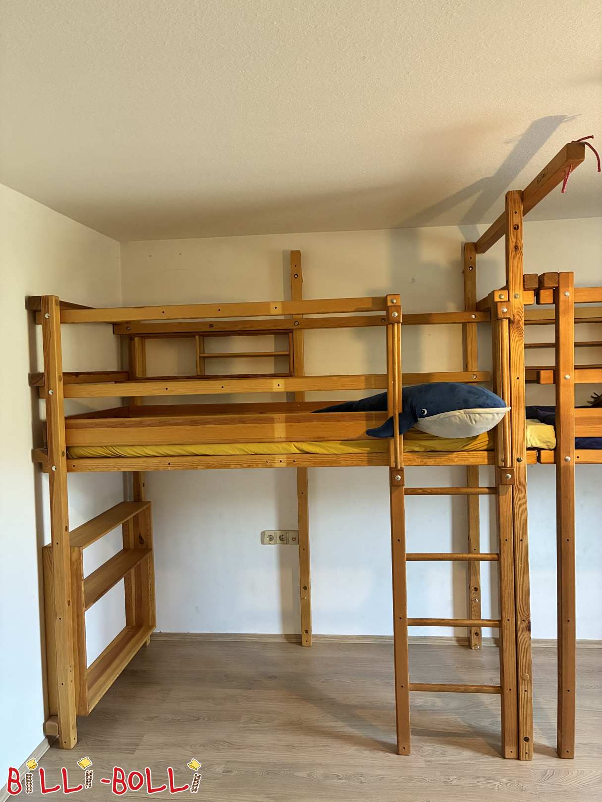 Cama alta que cresce com a criança, pinho oleado/encerado (Categoria: Cama alta que cresce com a criança usada)