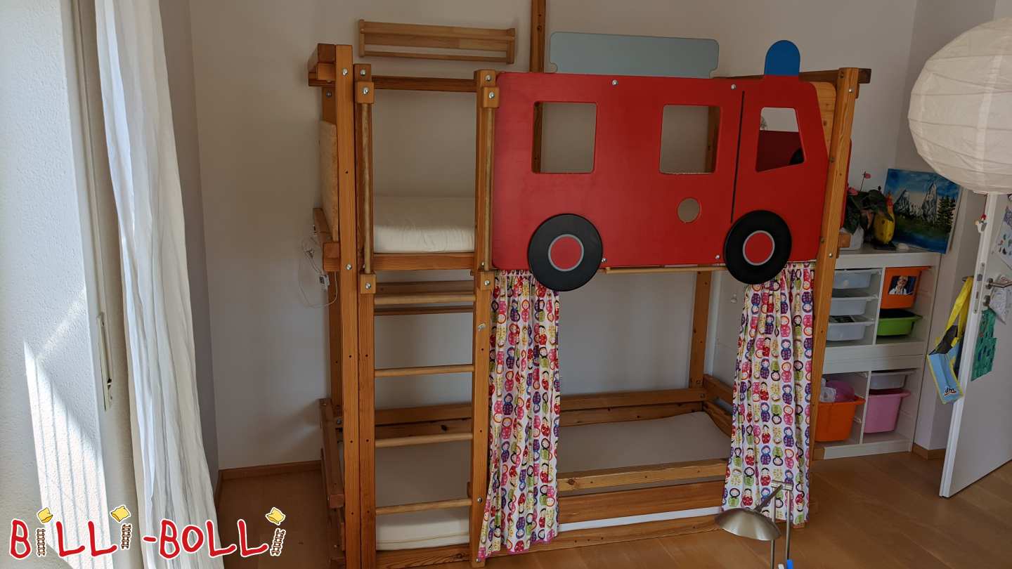Loftová posteľ, ktorá rastie s dieťaťom, olejovaná borovica (Kategória: Vysoká posteľ rastúca s dieťaťom used)