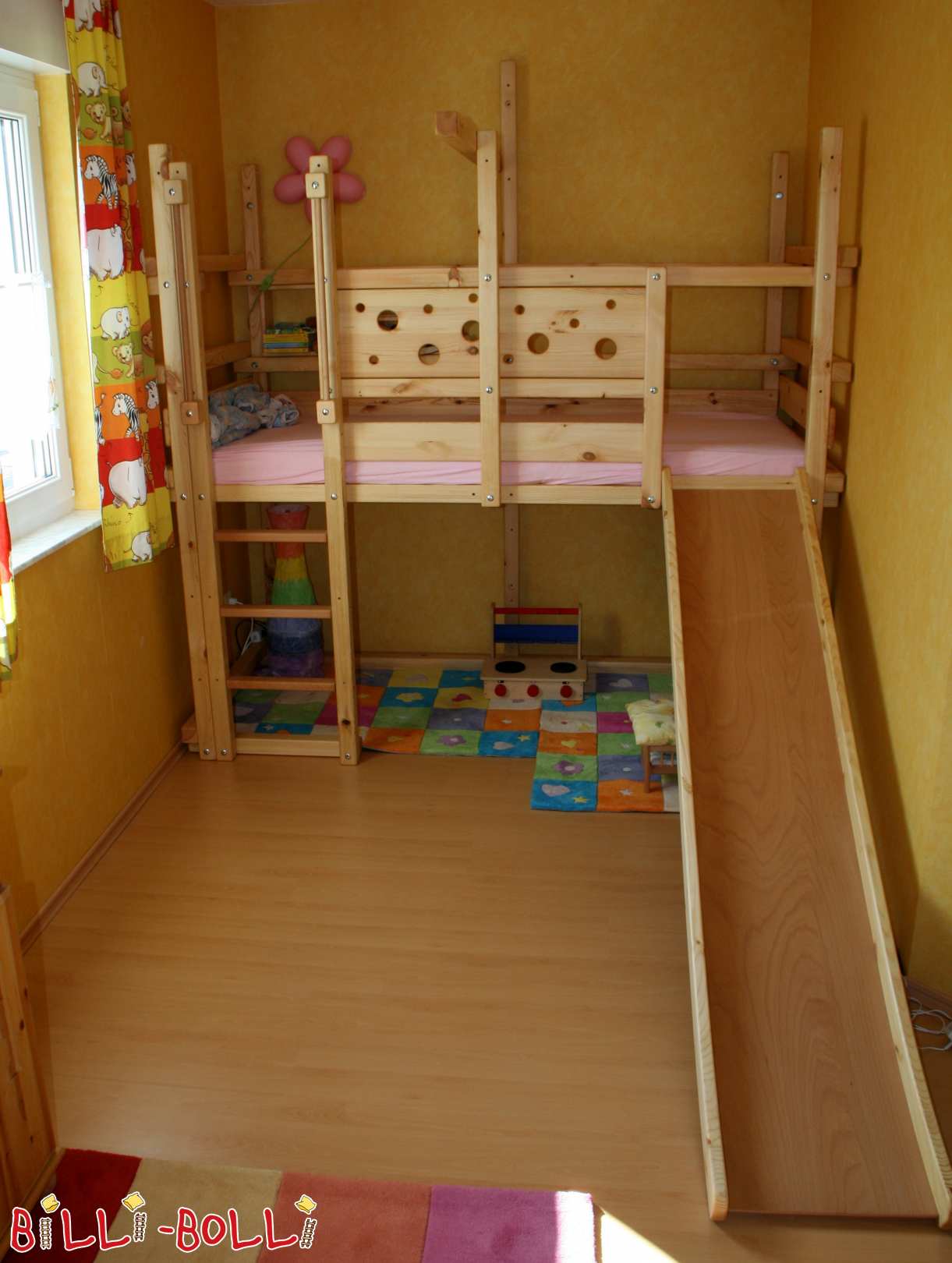 Growing loft bed (dimensions 90x200) with slide in Frankfurt am Main (Category: second hand loft bed)