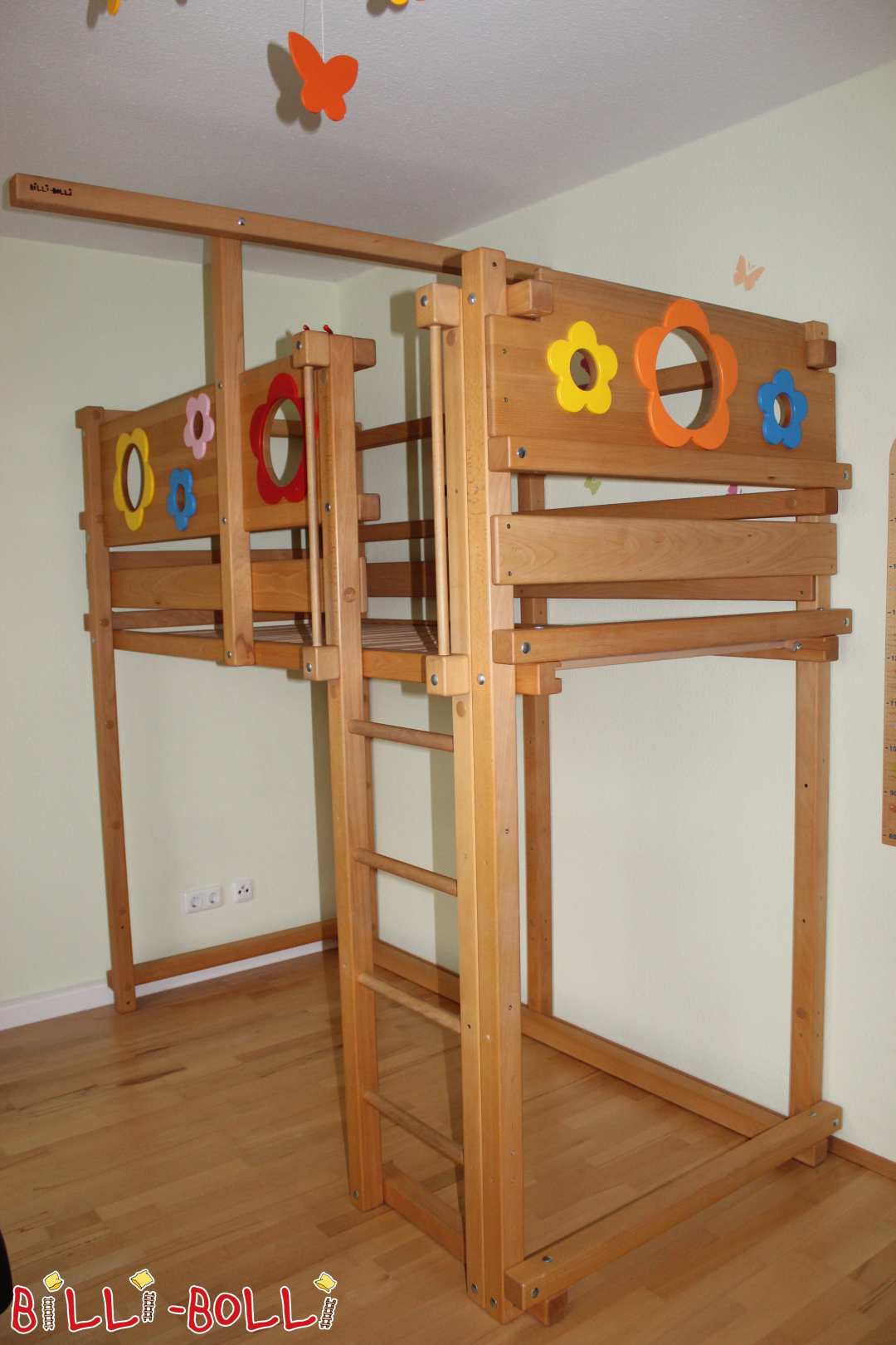 Yağlı kayın ağacından yapılmış çiçek tahtaları ile birlikte büyüyen yüksek yatak (Kategori: Çocukla birlikte büyüyen yüksek yatak kullanılmış)