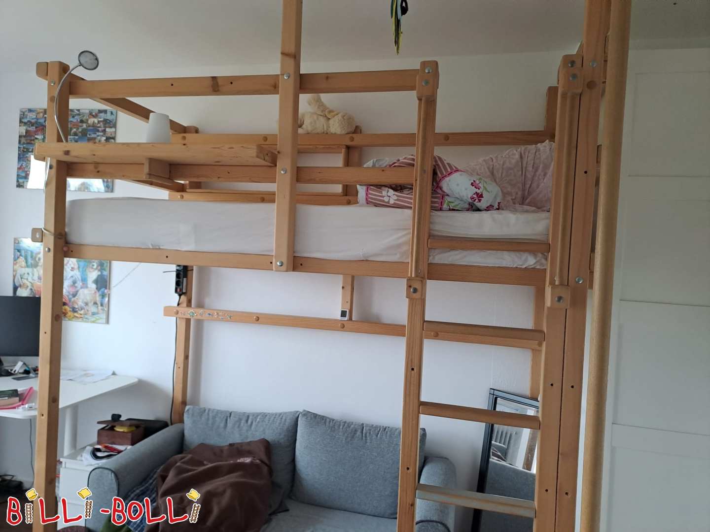Auganti palėpės lova su ugniagesių stulpu (Kategorija: Palėpės lova, kuri auga kartu su vaiku)