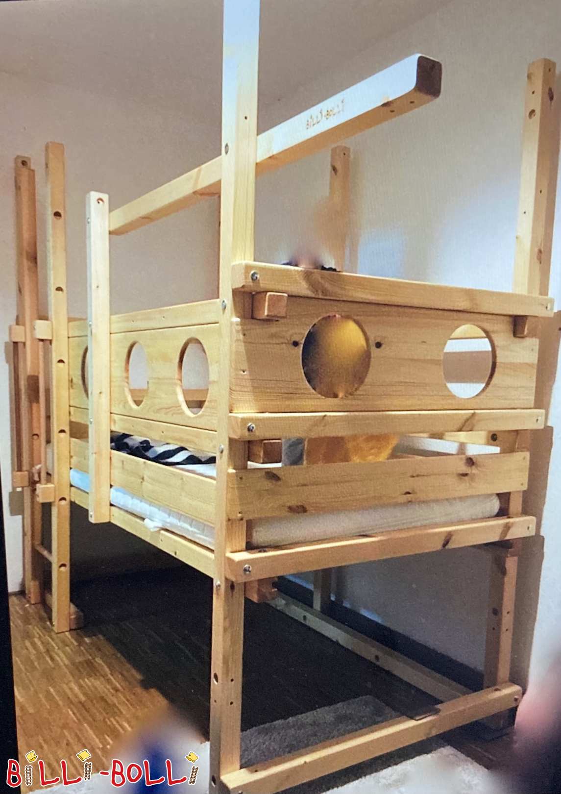 Augoša bēniņu gulta ar divstāvu dēļiem, priežu eļļas vasku, Tībingenē (Kategorija: Bēniņu gulta, kas aug kopā ar bērnu lietotu)