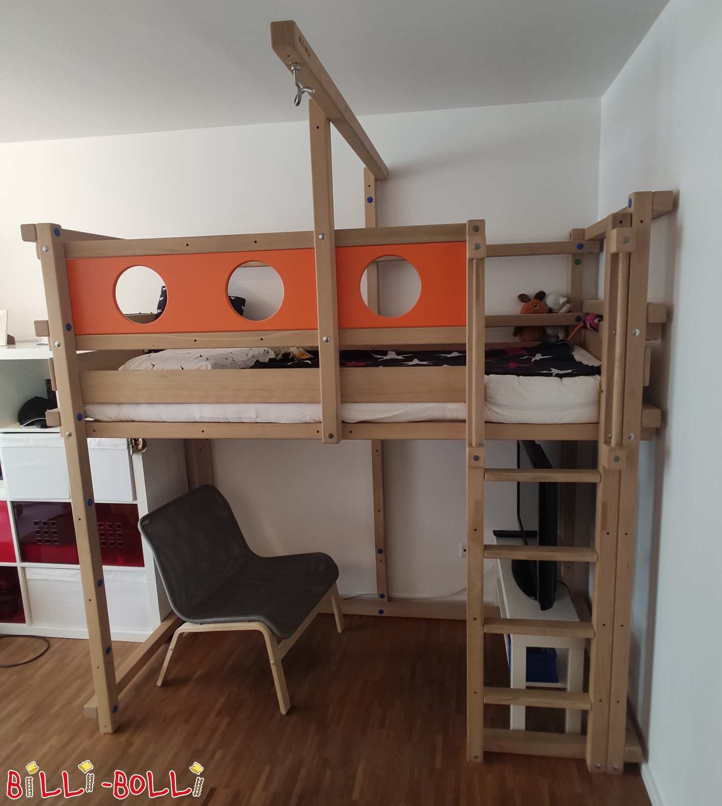 Loft bed that grows with the child, beech with orange porthole themed board (Category: Loft Bed Adjustable by Age pre-owned)