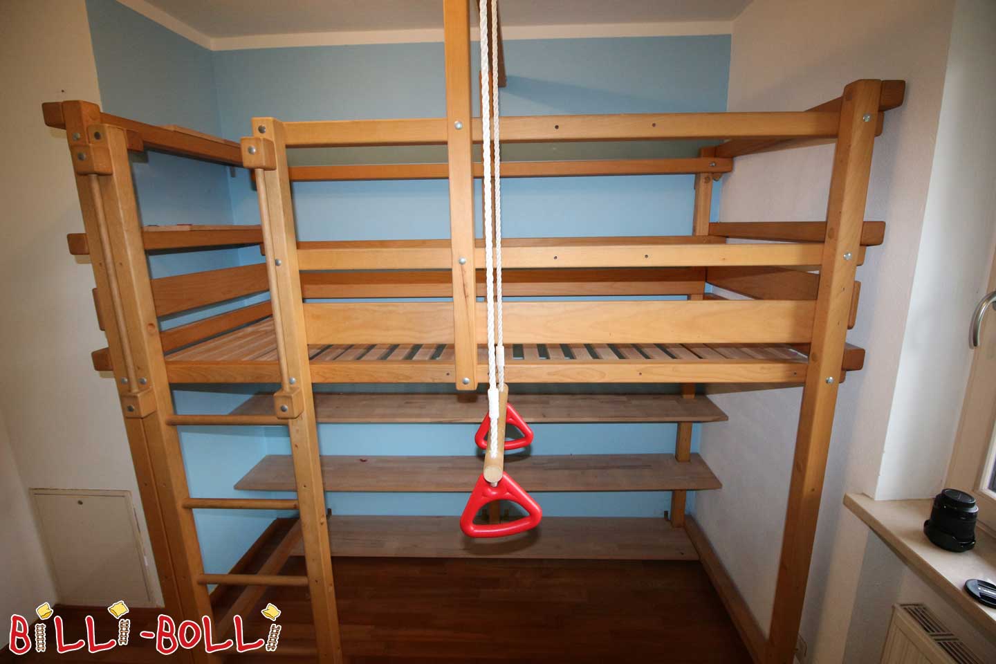 Krevet u potkrovlju koji raste s djetetom (Kategorija: Korišten krevet u potkrovlju)