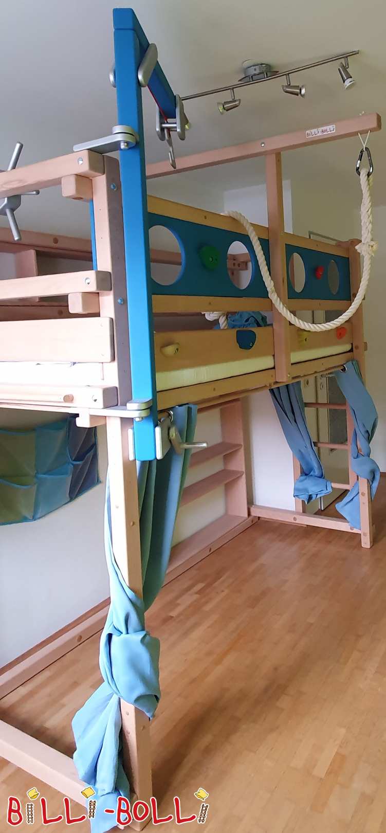 Loftové lůžko rostoucí s lezeckými chyty, 90x200 (Kategorie: Podkrovní postel roste s dítětem použité)
