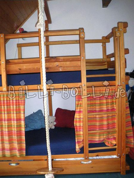 Originele Billi Bolli Adventure stapelbed voor schuin dak (Categorie: groeiende hoogslaper gebruikt)