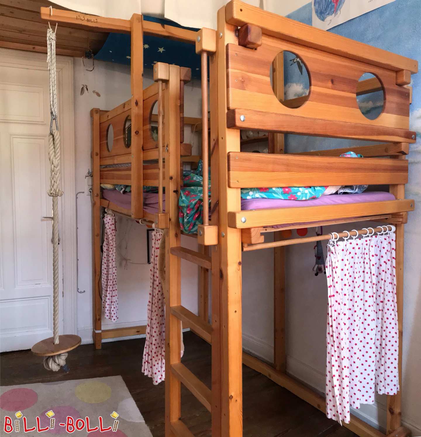 Piratų palėpės lova pagaminta iš alyvuotos pušies (Kategorija: Vaikiškos lovos ir lovos su gultais, skirtos vaikams ir paaugliams: Naudojama palėpės lova)