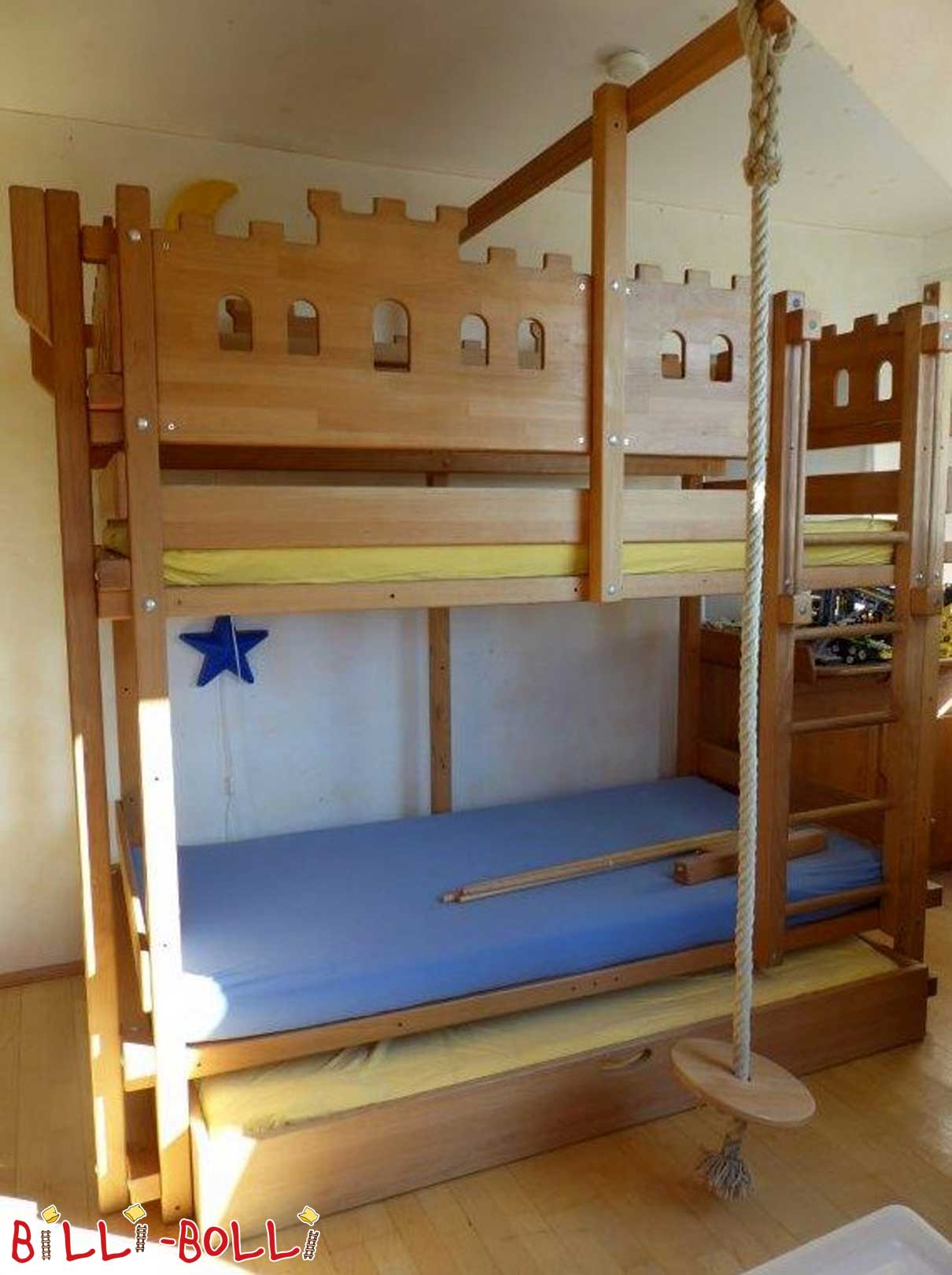 Kasteelbed van de ridder, geolied gewaxt beukenhout, 100 x 200 cm (Categorie: kindermeubels gebruikt)