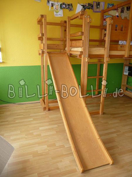 Tobogán con torre de tobogán (Categoría: cama infantil segunda mano)