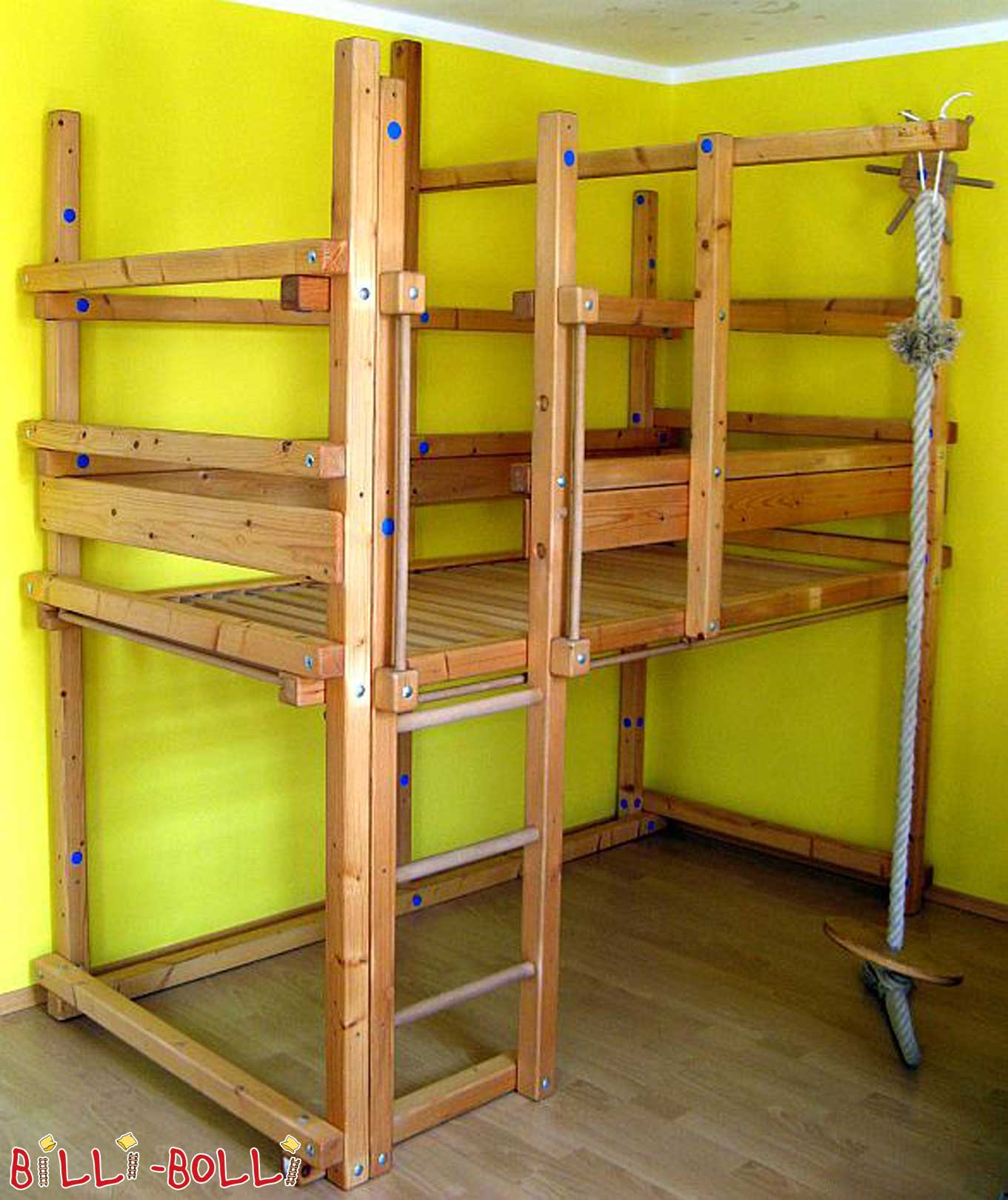 Spruce loft bed chì cresce cun voi (Category: U lettu loft hè necessariu)