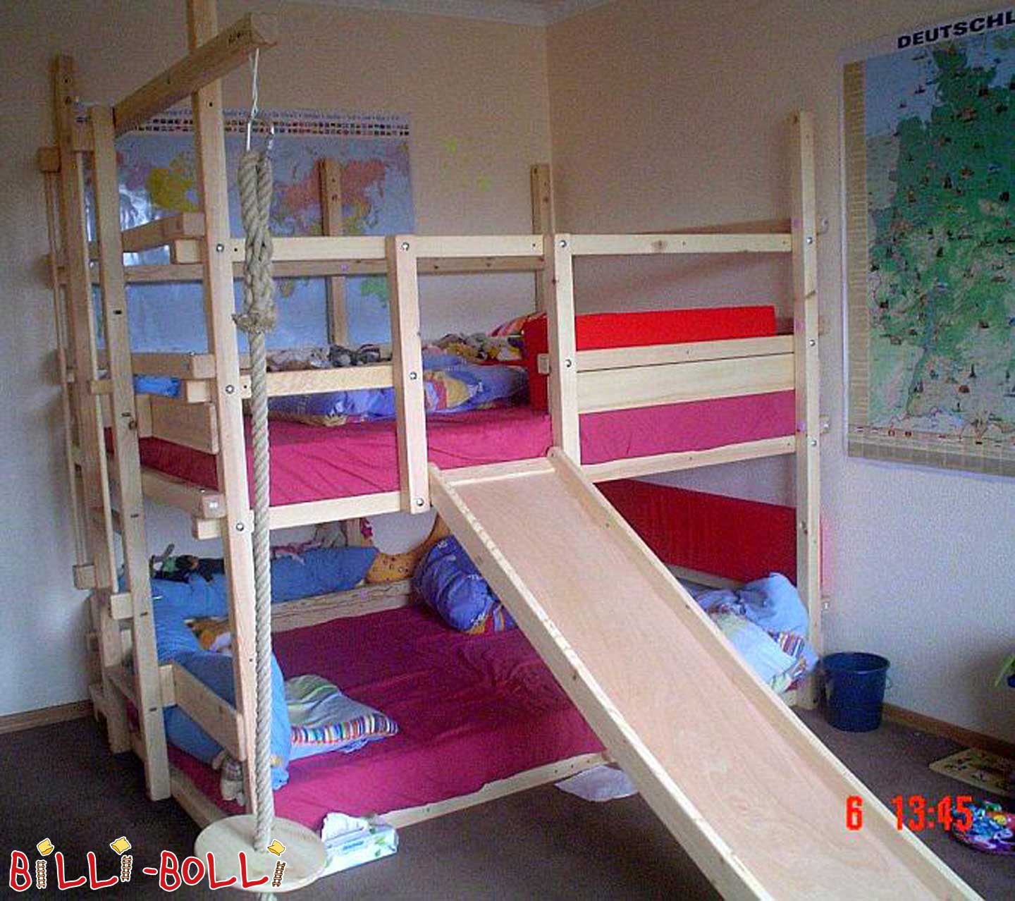 سلائیڈ کے ساتھ بنک بیڈ (قسم: بنک بیڈ استعمال کیا گیا۔)