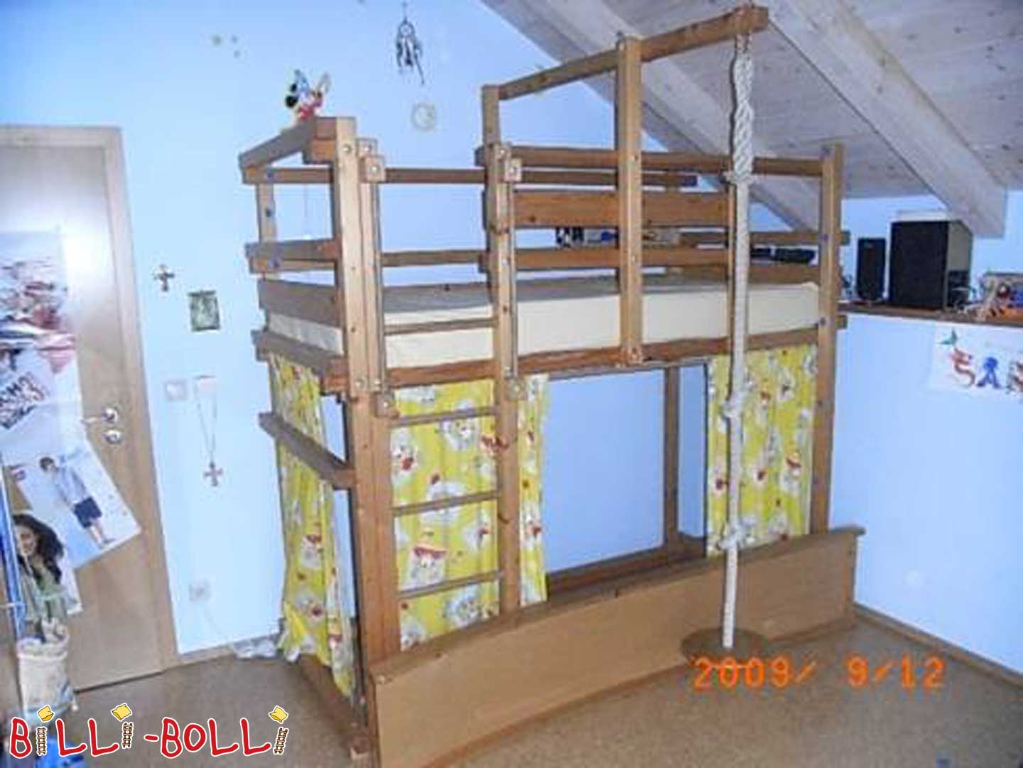 Billi-Bolli krevet na potkrovlje 90 x 200 cm (Kategorija: Potreban krevet na potkrovlje)