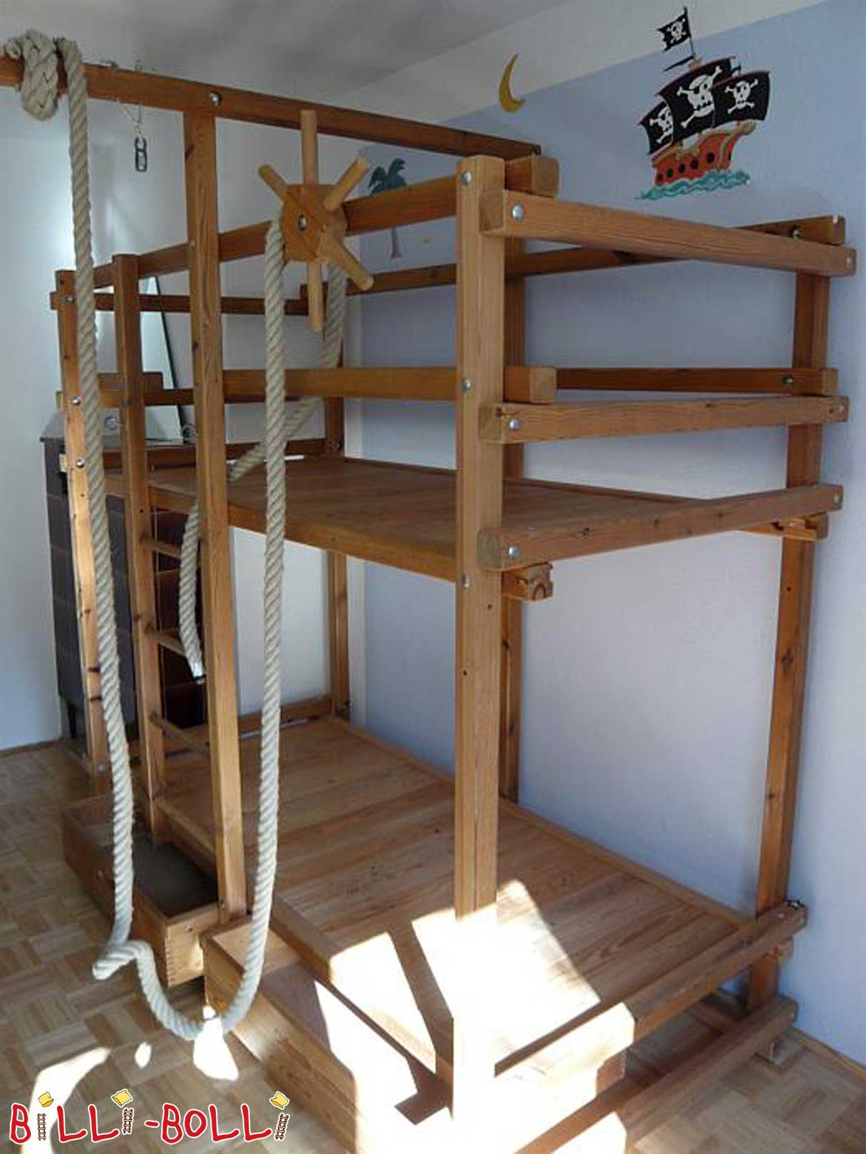 Gullibo bunk bed (pirate bed) (Category: second hand bunk bed)