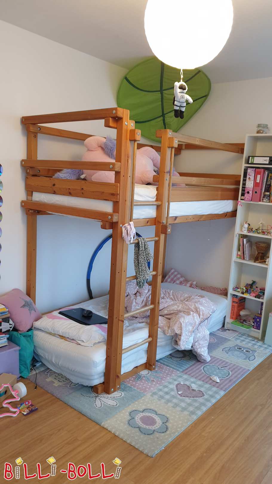Bočně odsazená palanda v dobrém stavu (Kategorie: Patrová postel - boční odsazení used)
