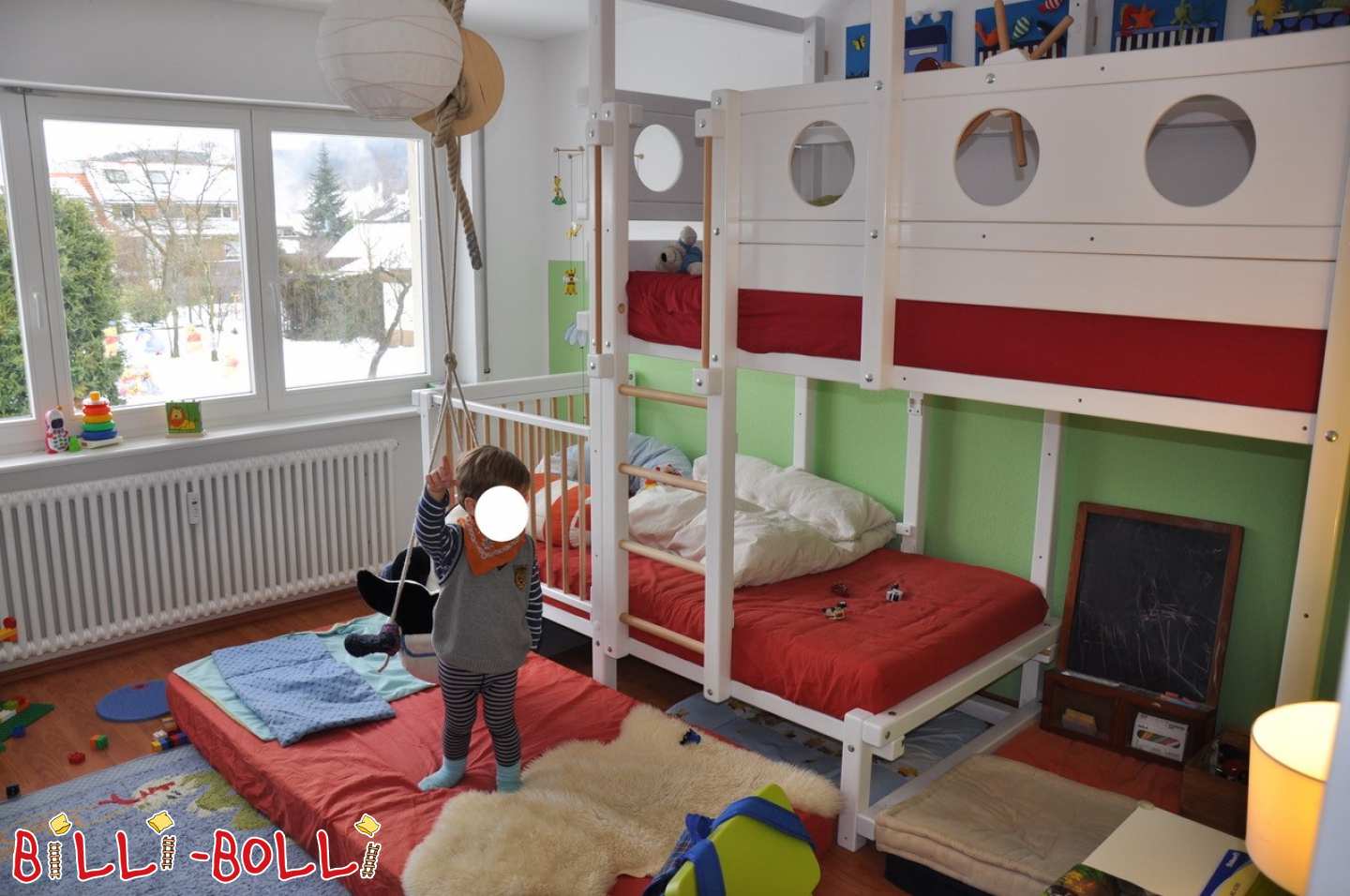 سرير بطابقين قابل للإزاحة الجانبية في كوسابيرج (باب: سرير علوي مستعمل)