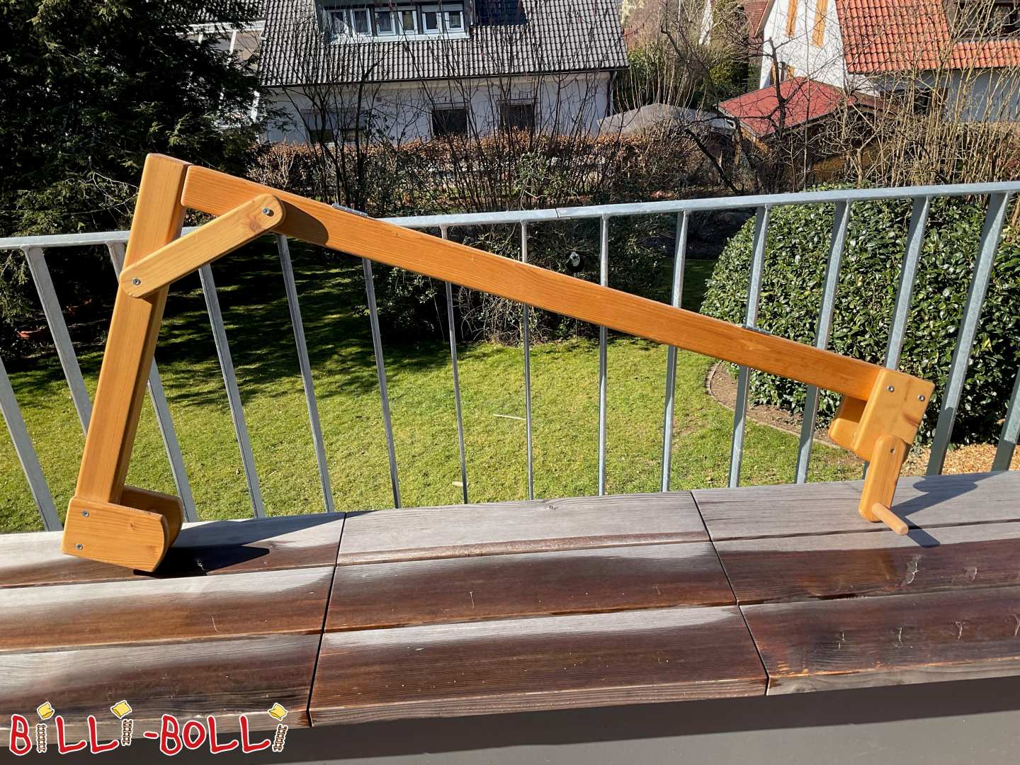 Play crane made of pine in Biberach (Category: second hand kids’ furniture)