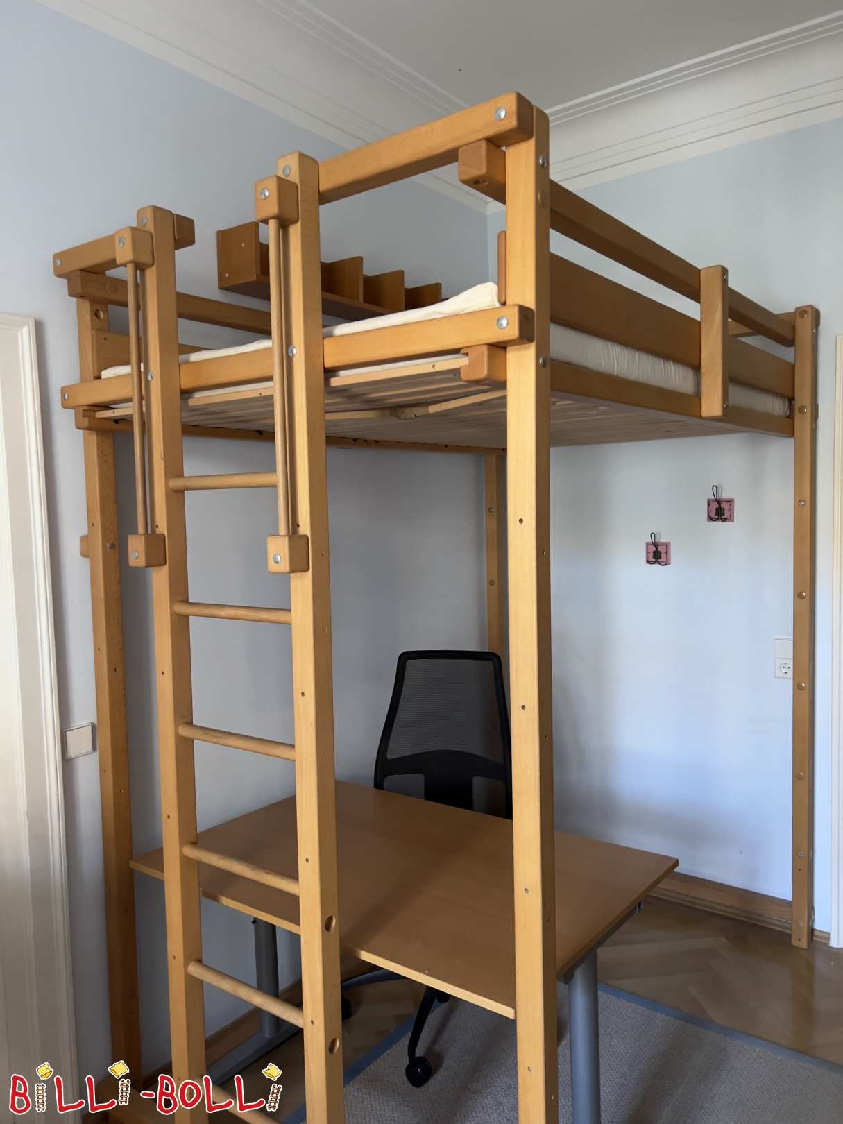 Student loft bed, 120x 200cm, beech (Category: Students’ Loft Bed pre-owned)