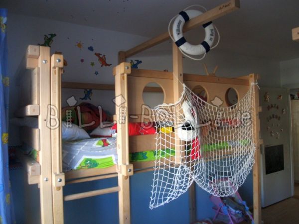 Dvi palėpės lovos, augančios kartu su vaiku (Kategorija: Naudojama palėpės lova)